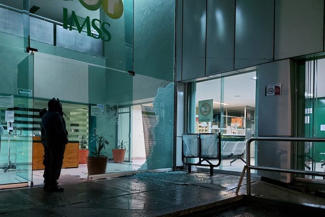 IMSS necesita mejor infraestructura, más médicos y medicinas: AMLO