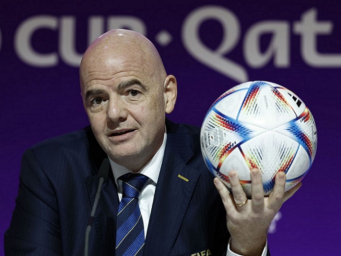 Gianni Infantino y el arte de hacerse el gil: La complicidad de la FIFA en las violaciones a los DDHH en el mundial de Qatar