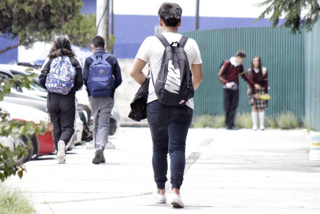 Aseguran arma en escuela de Puebla; no hubo heridos