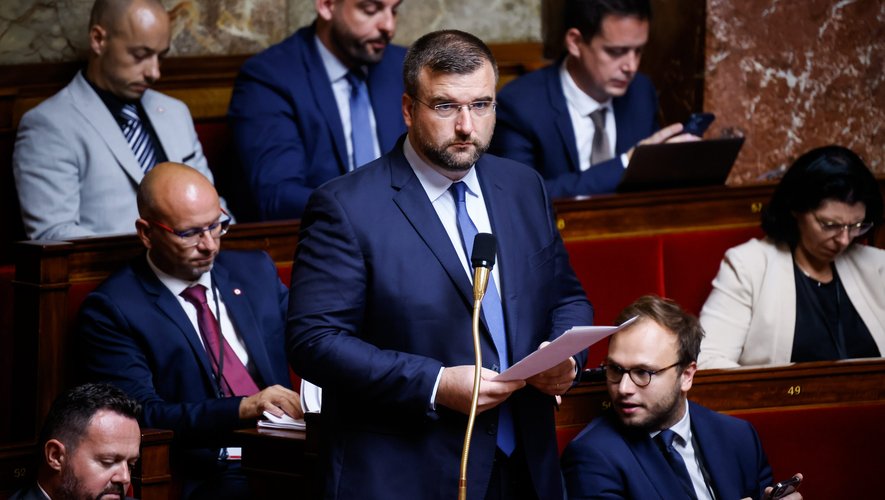 Indignación en el parlamento francés por expresión racista de diputado ultraderechista
