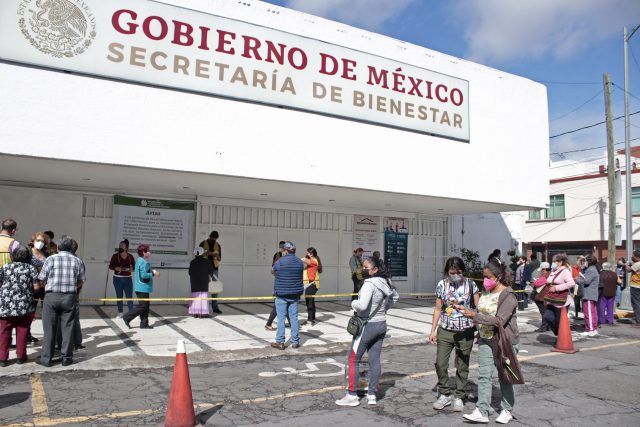 Servicios de salud de Puebla no formarán parte de IMSS-Bienestar, aclara gobernador
