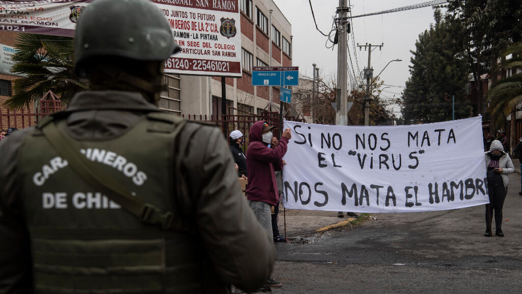 Enemigos del pueblo: La verdad no oficial de los dueños de Chile (propietarios del capital y de la consciencia colectiva)