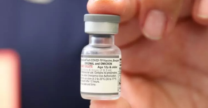 Hoy comienza vacunación anual contra el Covid para enfermos crónicos y adultos mayores de 60
