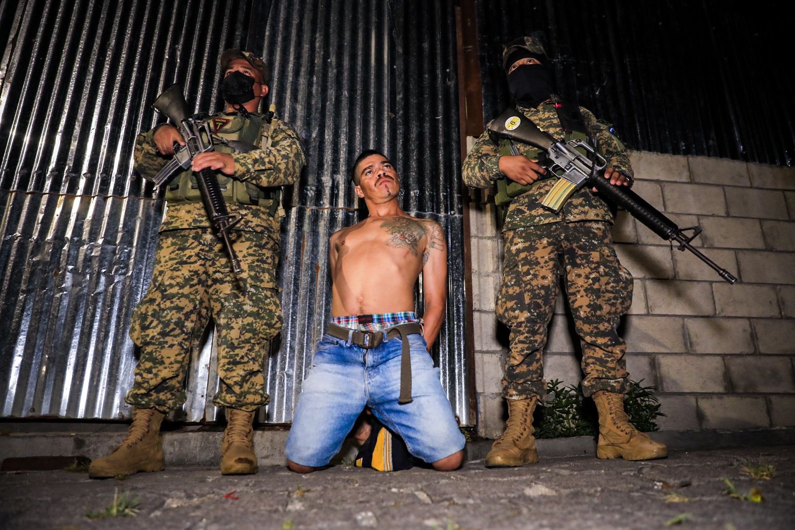 El Salvador lives its own ‘movie’ in the midst of the war against gangs