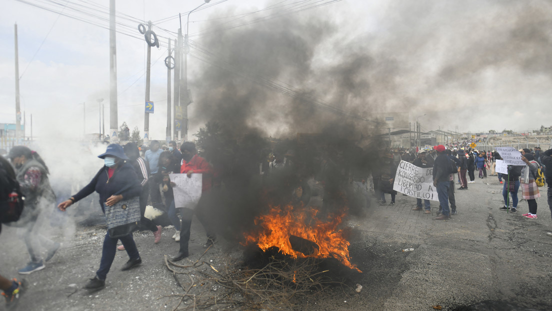 Sube a siete la cifra de fallecidos en Perú en medio de las masivas protestas