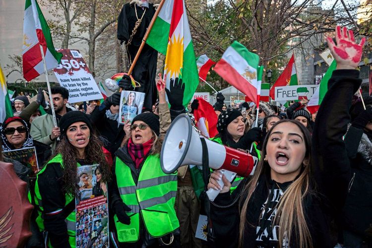 Chile y otros ocho países condenaron el acoso sexista a mujeres iraníes a través de internet