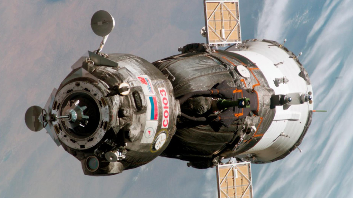 Se cancela caminata espacial: desperfecto en nave Soyuz frenó la actividad
