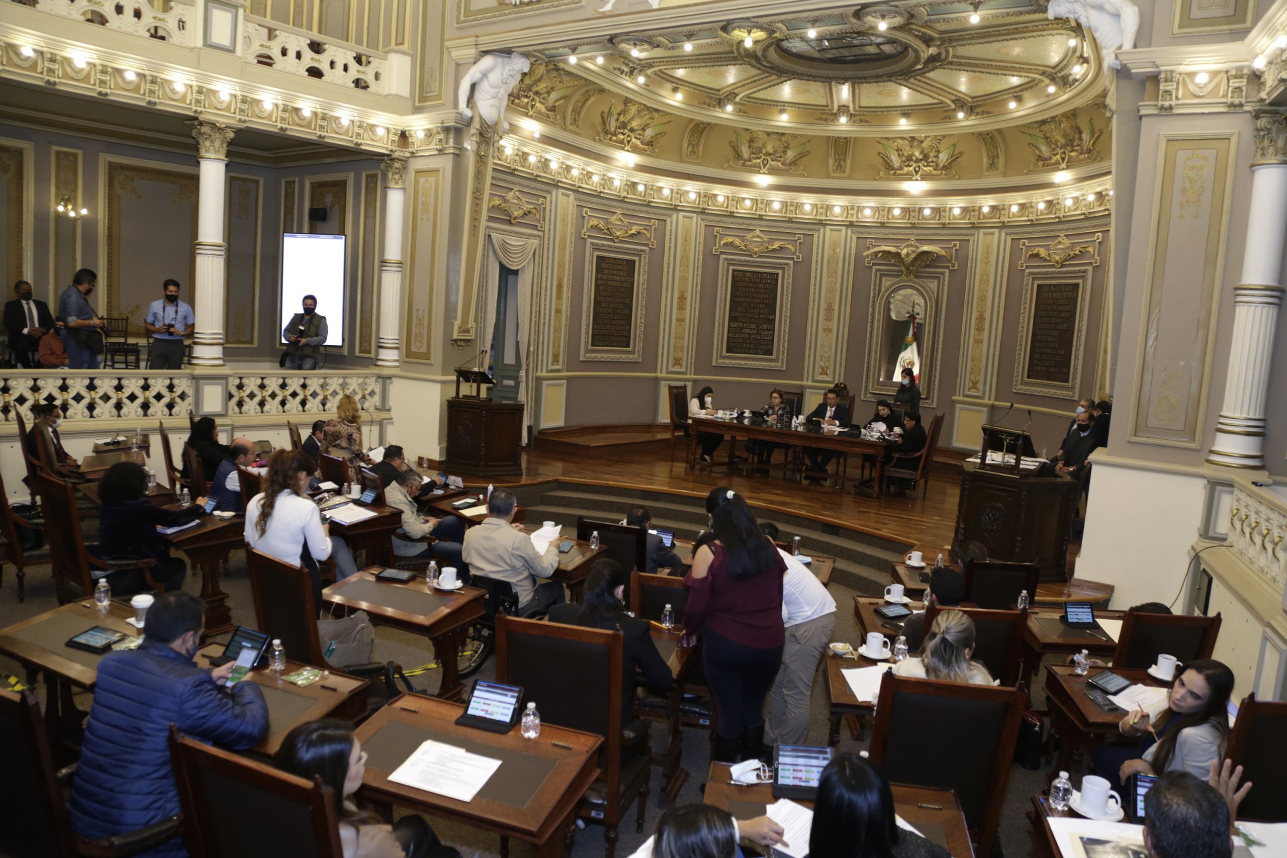 Avala Congreso de Puebla dos leyes secundarias para el Poder Judicial