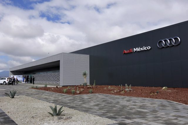 Rechaza sindicato de Audi dos propuestas de incremento salarial