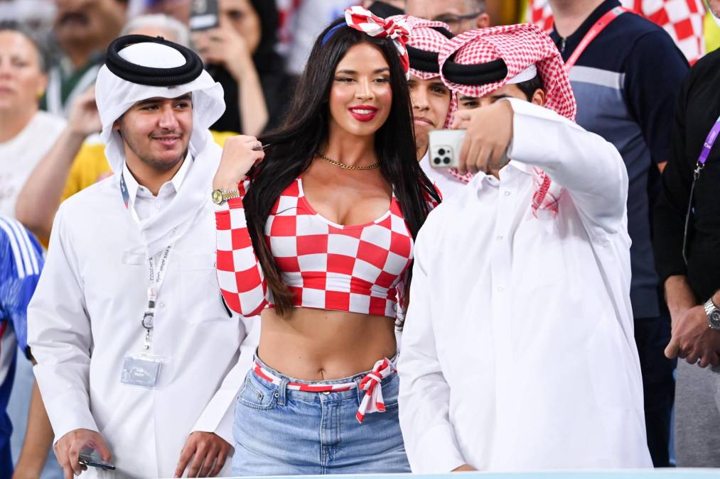 “Miss Croacia” Ivana Knoll fue echada de un estadio de la Copa del Mundo