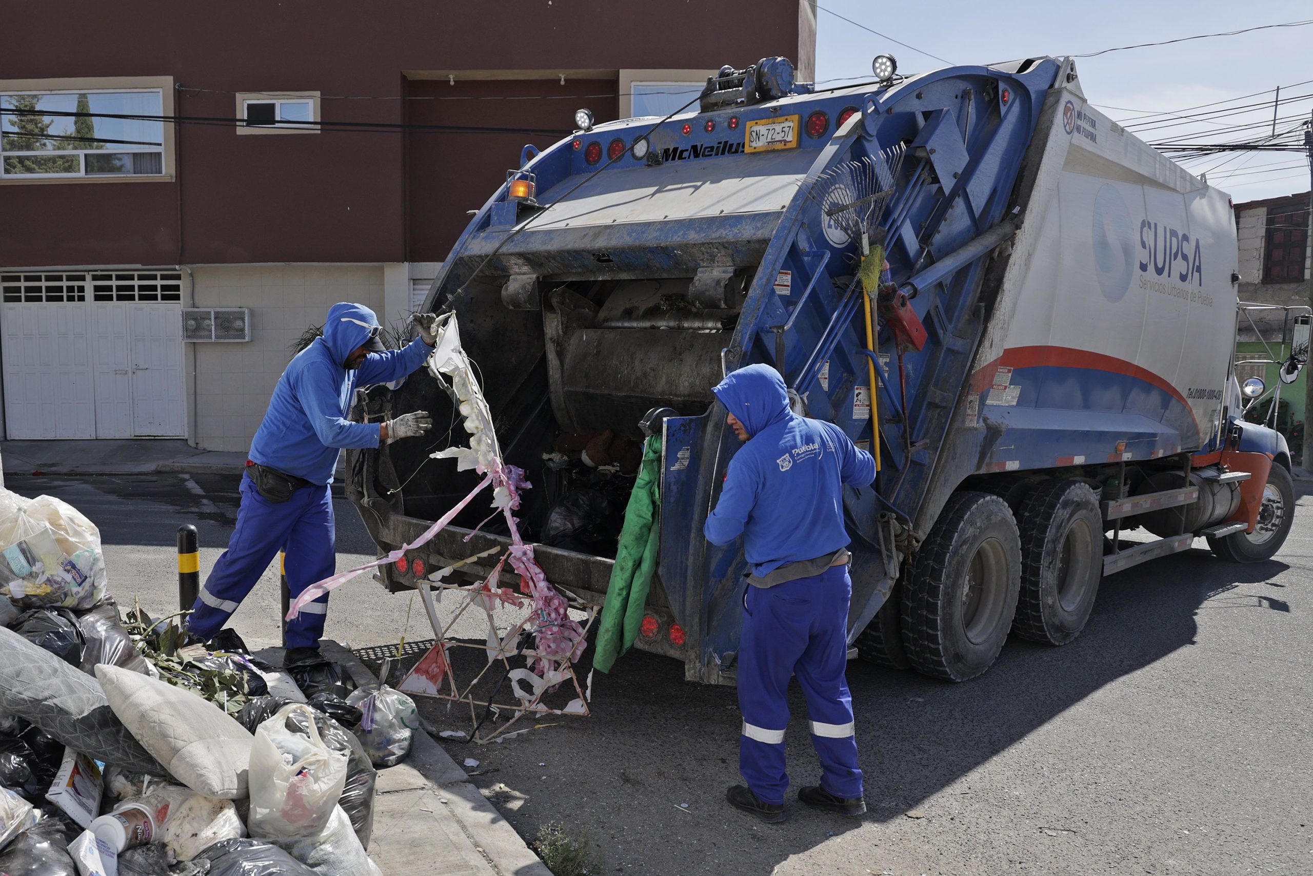 Entérate qué días suspenderán servicio de recolección de basura en Puebla capital