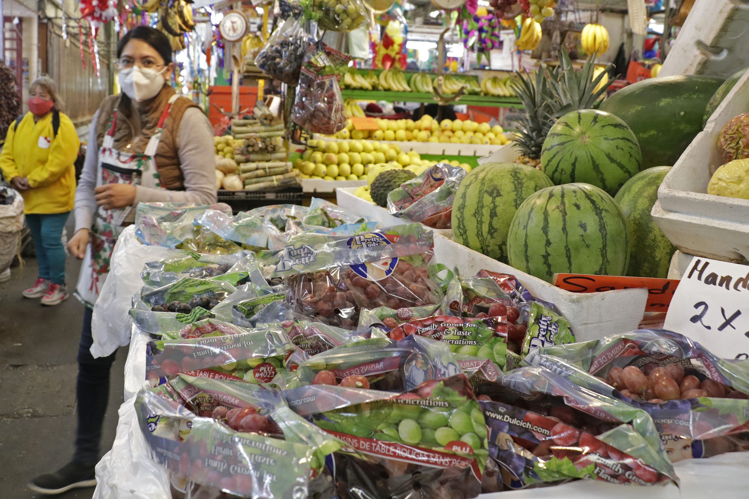 Advierte Canacintra aumento de precios en productos de temporada