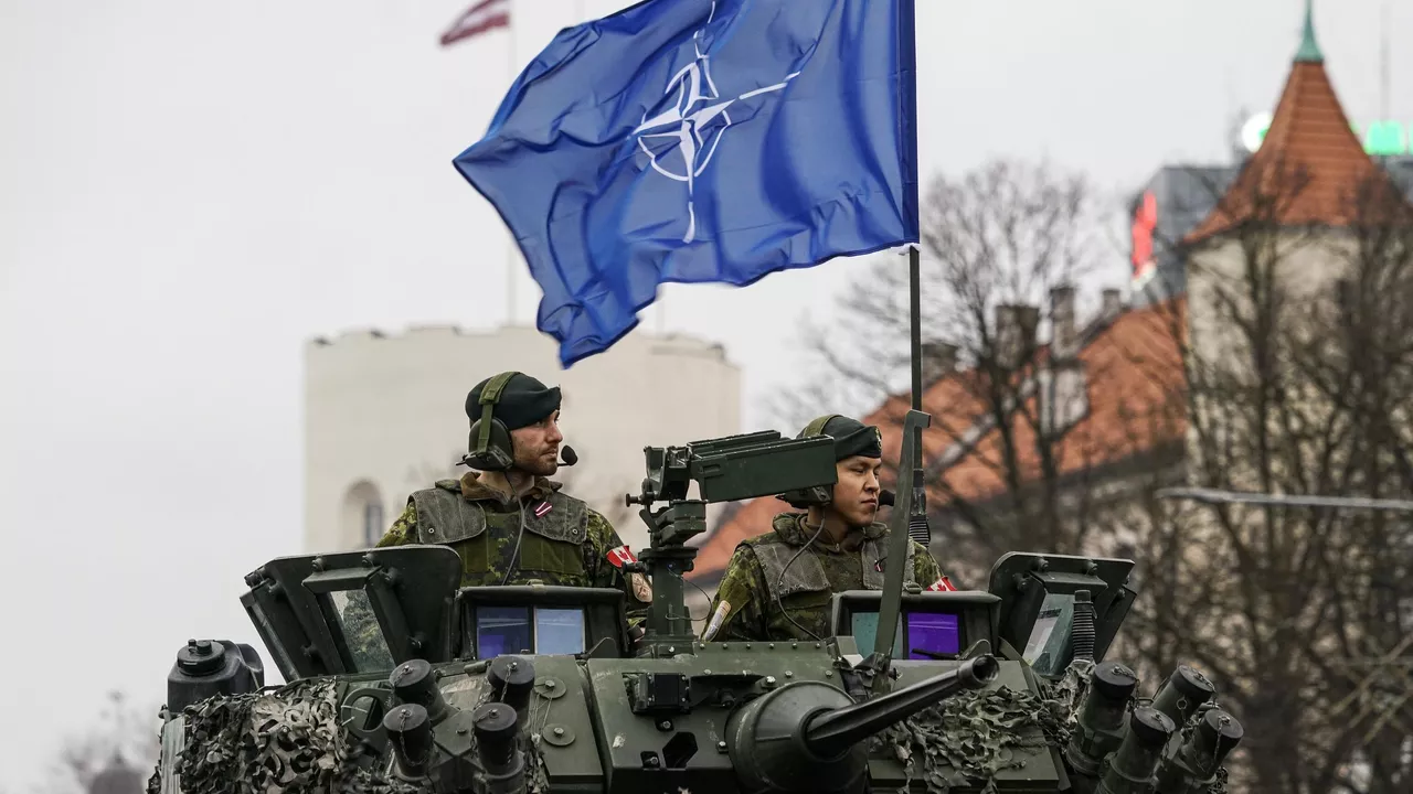 Experto en seguridad Irwing Rico: «La OTAN tiene mucha menor capacidad bélica y armamentística que antes»
