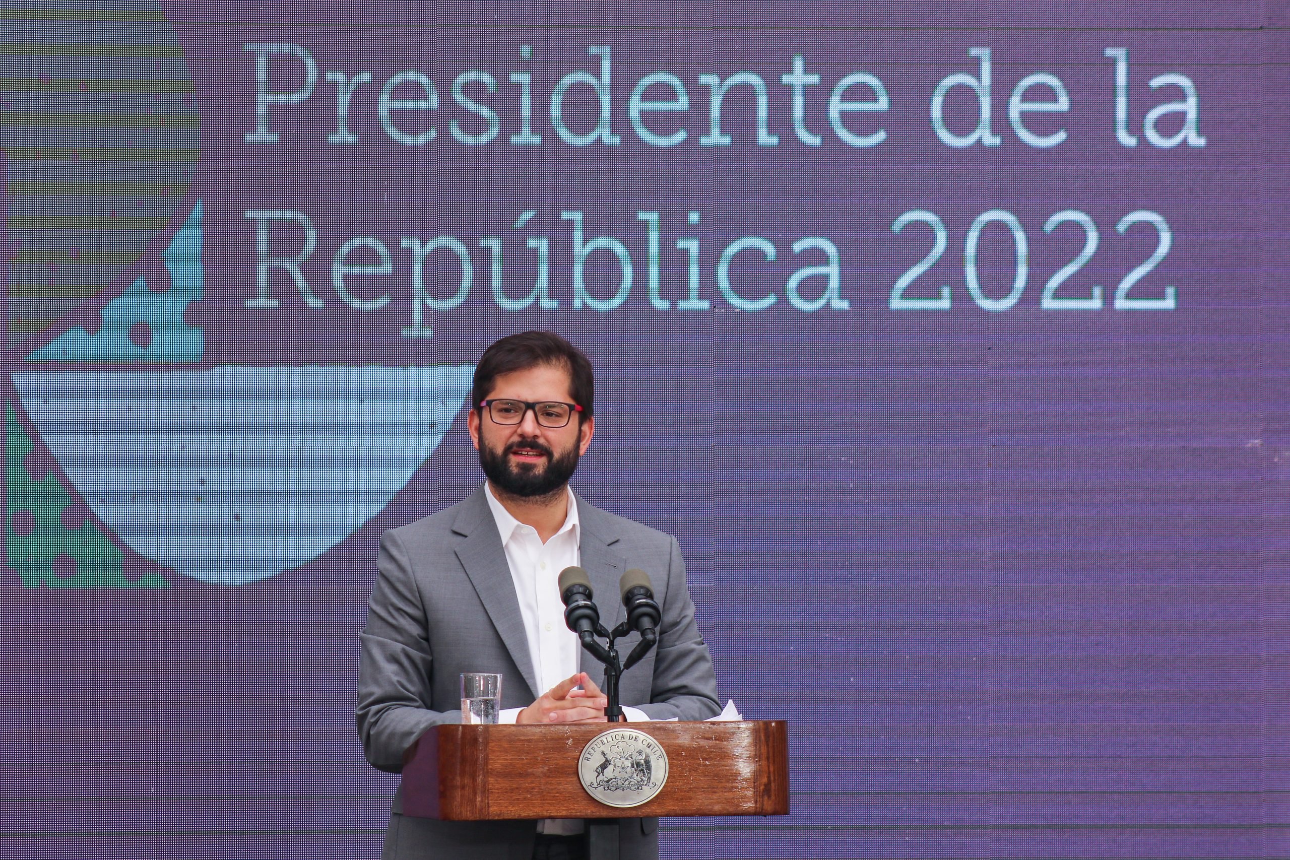 Presidente Boric entregó premios nacionales en La Moneda: Fueron más de 10 ciudadanos los reconocidos