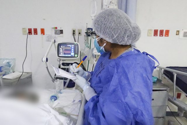 Puebla registra 51 personas hospitalizadas por covid-19: Salud