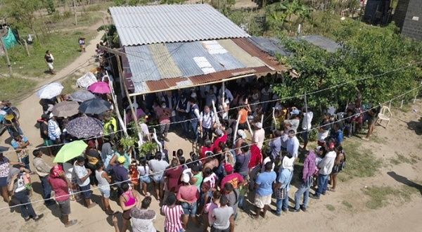 Defensoría de Colombia pide atención a familias confinadas en Arauca
