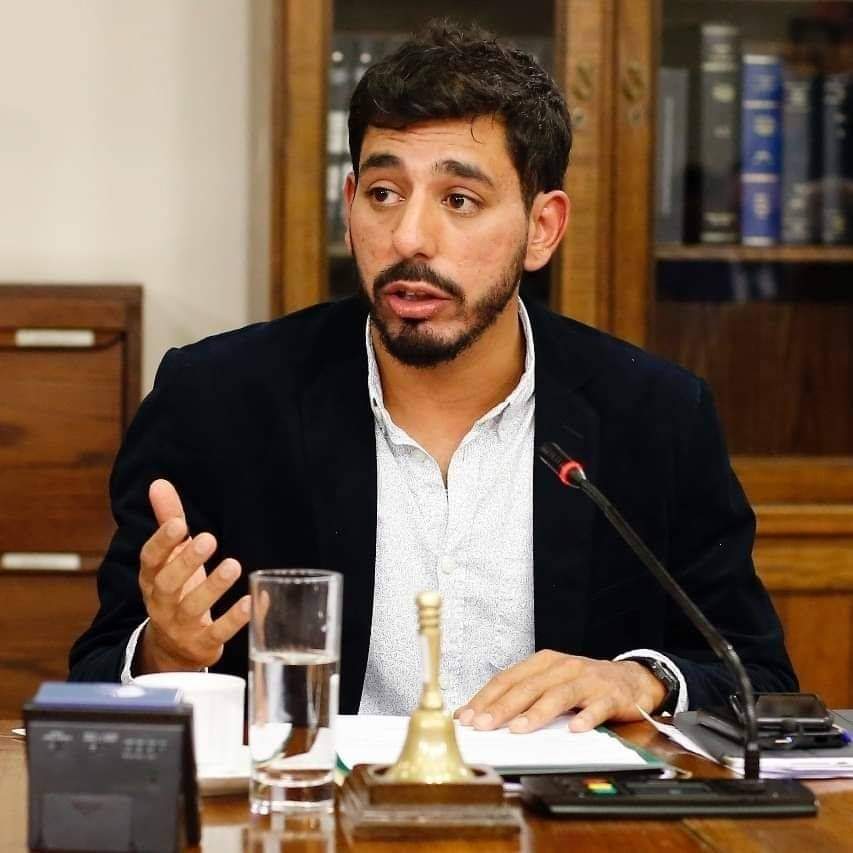 Críticas transversales contra el embajador de Israel tras insultar al diputado Brito