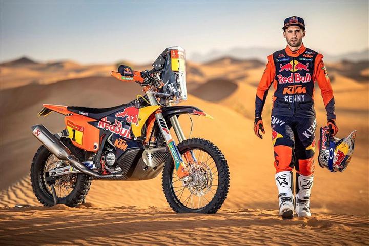 Motociclista argentino Benavides luchará por asumir liderazgo en Rally Dakar