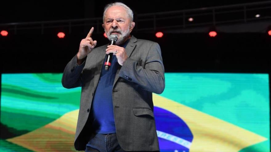 «Se trata de un grupo de chiflados»: Lula lamenta que Bolsonaro no reconozca todavía la derrota electoral
