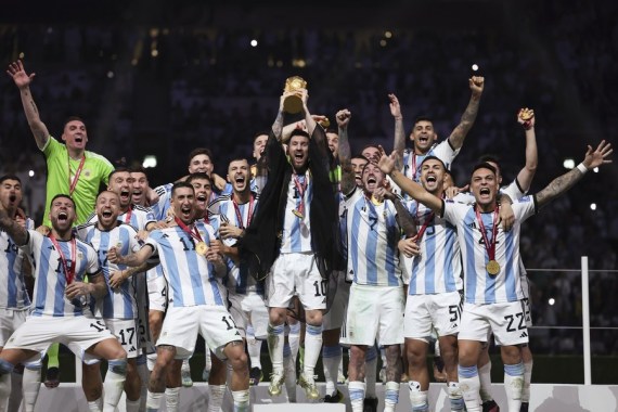 Comparte Messi fotos de la Copa del Mundo