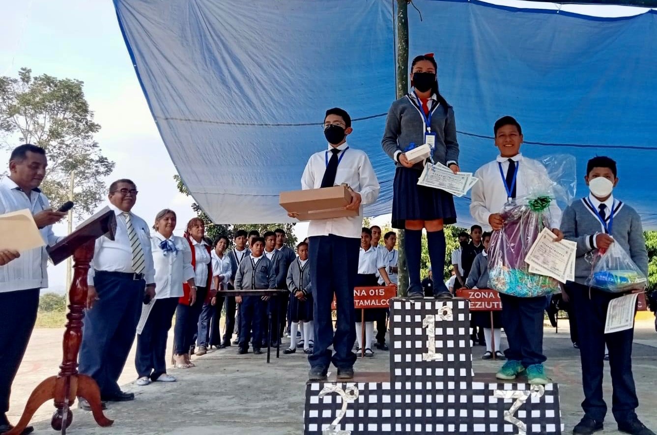 Alumna de Xiutetelco gana campeonato regional poblano de ajedrez