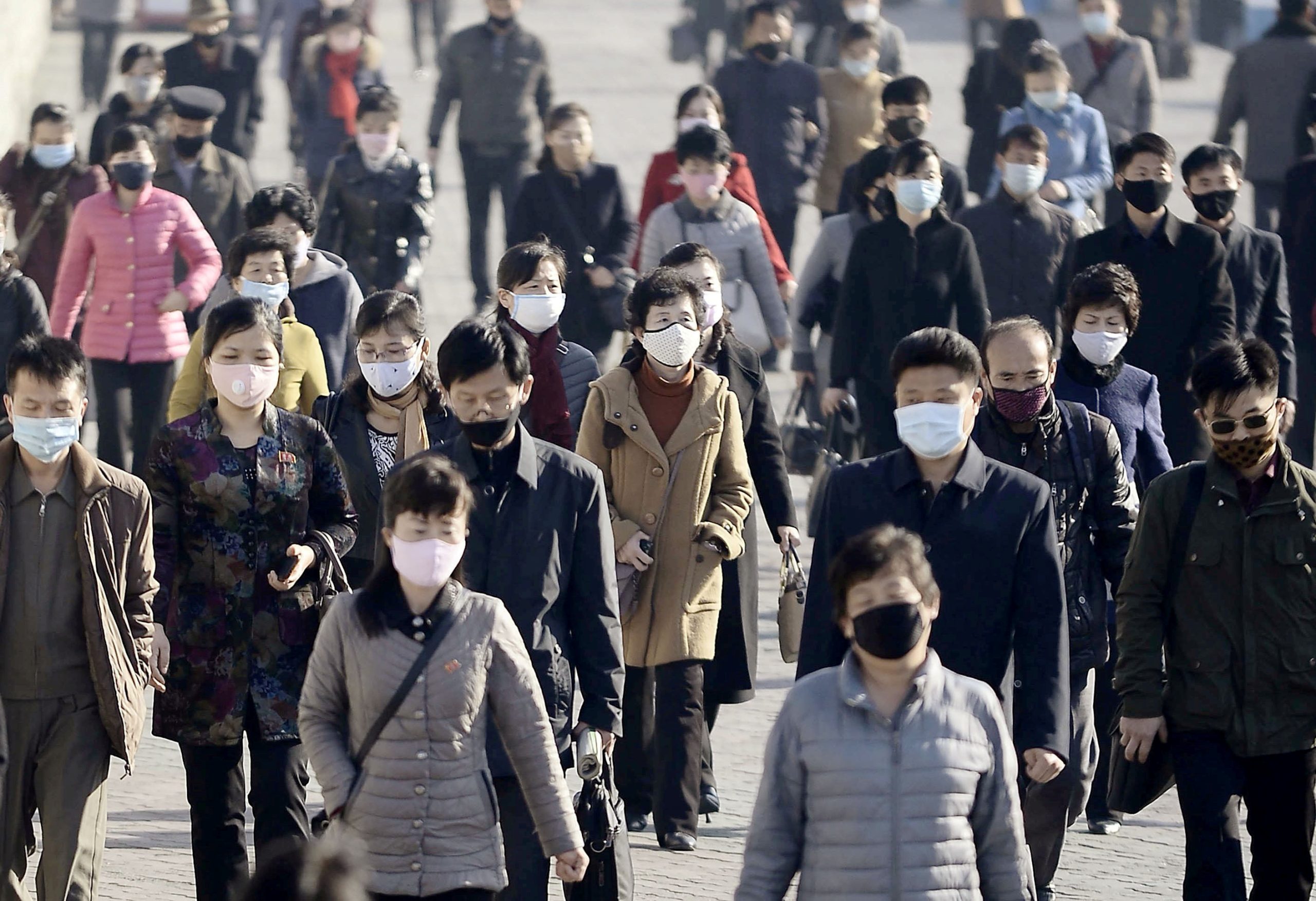 Corea del Norte bloquea la capital por brote de enfermedad respiratoria no especificada