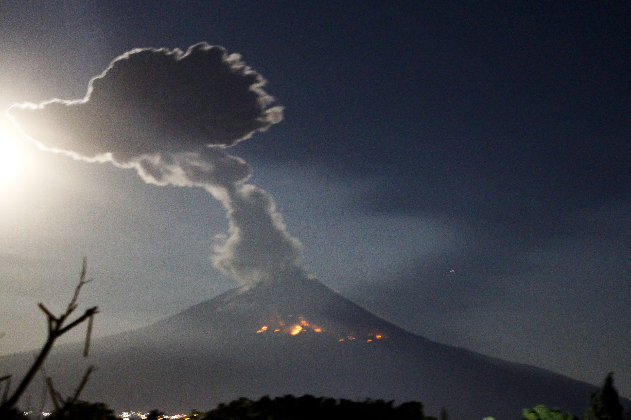 Semáforo volcánico en Puebla seguirá en amarillo; prevén más explosiones