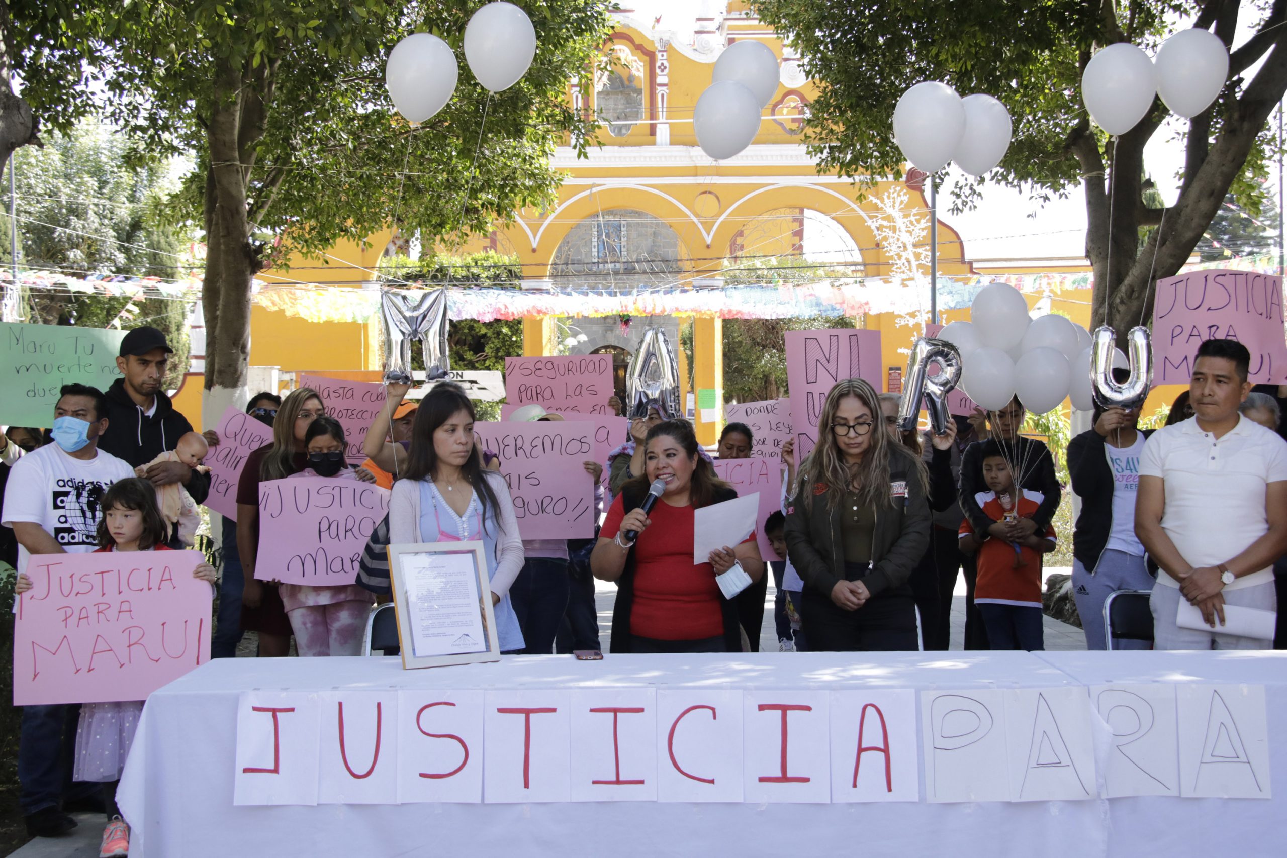 Dan último adiós y homenaje a Maru Ocampo, activista asesinada