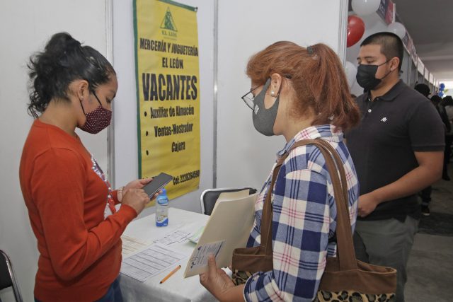 México excede horas laborales sin productividad y estrés, ¿quién dice?