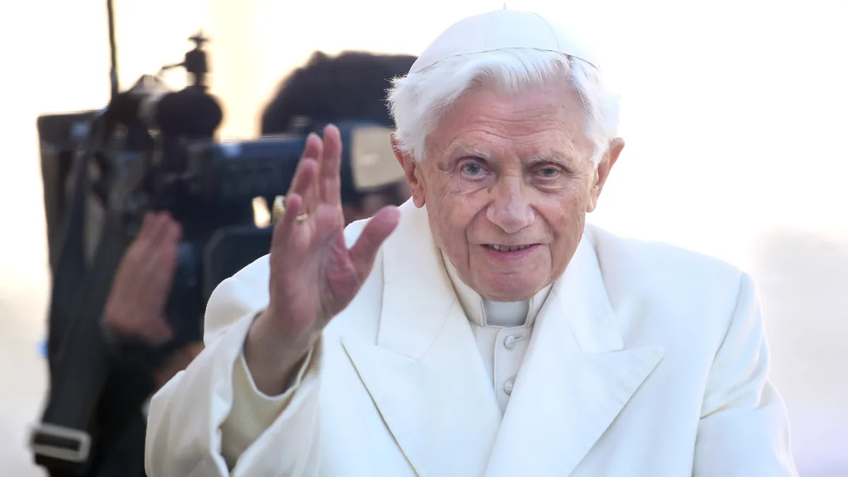 Benedicto XVI pide «perdón de corazón» en su testamento a «quienes haya perjudicado»