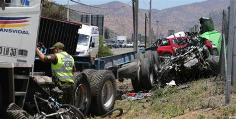 (Video) Terrible accidente en la Ruta 68 deja al menos 4 muertos y varios lesionados