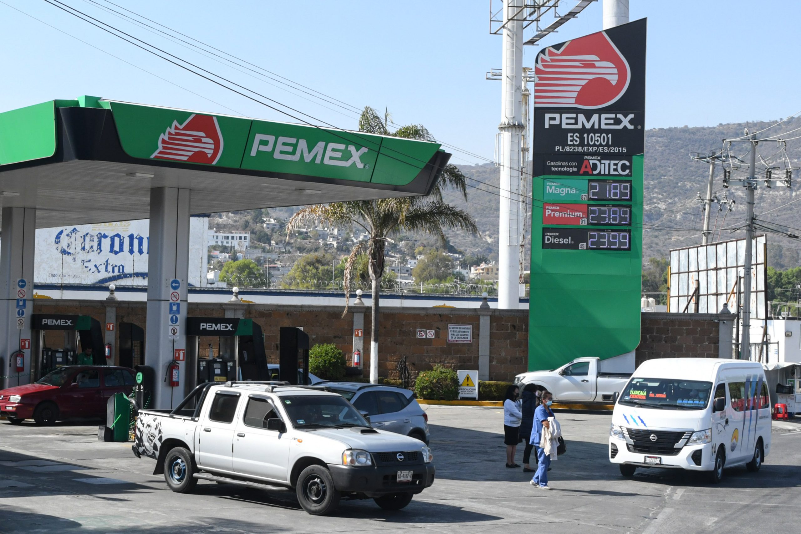 Puebla: 22 estaciones de gasolina en «estado crítico» por conflicto en Pemex