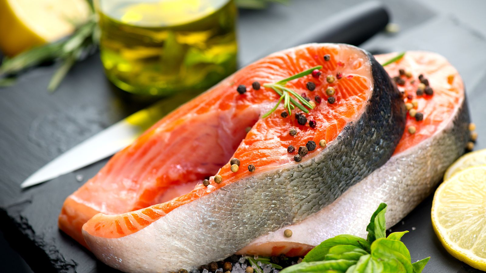 Consumo de pescado azul disminuye el riesgo de enfermedad renal crónica