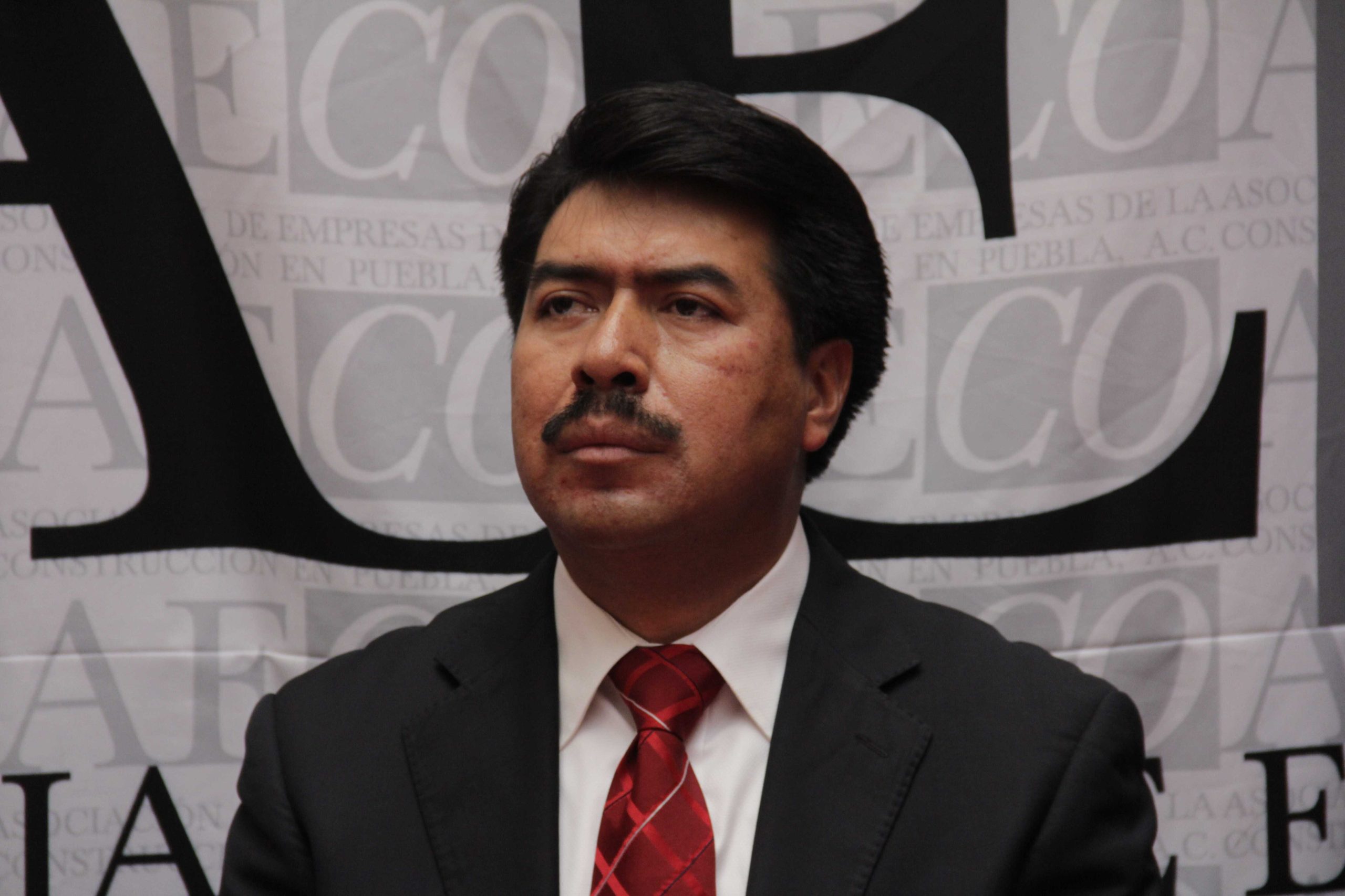 Javier Aquino es el nuevo jefe de Oficina del Gobernador de Puebla 