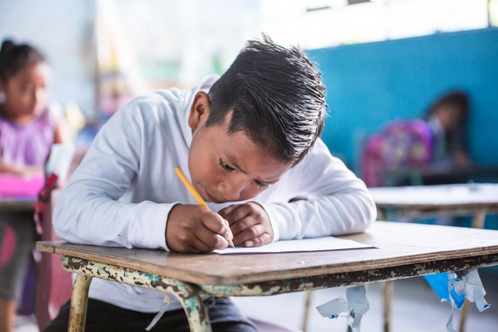 Pobreza en educación afecta a 35 millones en el mundo: Unicef
