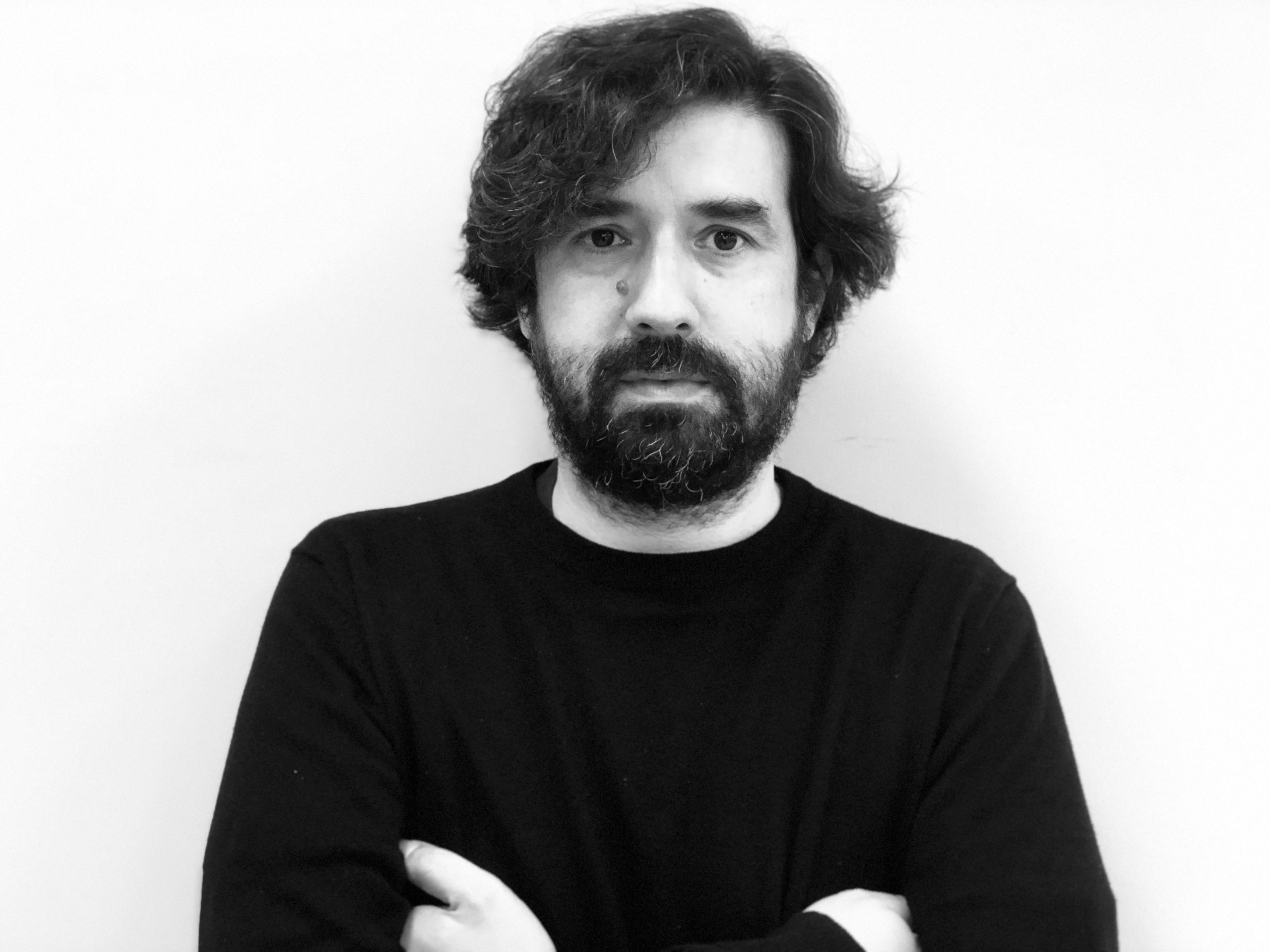 Cristóbal Bianchi en torno a su nuevo libro «Avistamientos» (Aparte, 2022)
