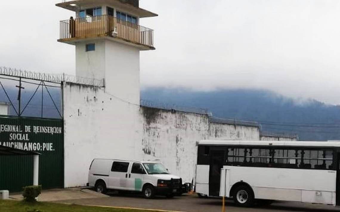 En Huauchinango aseguran aparente droga en centro penitenciario