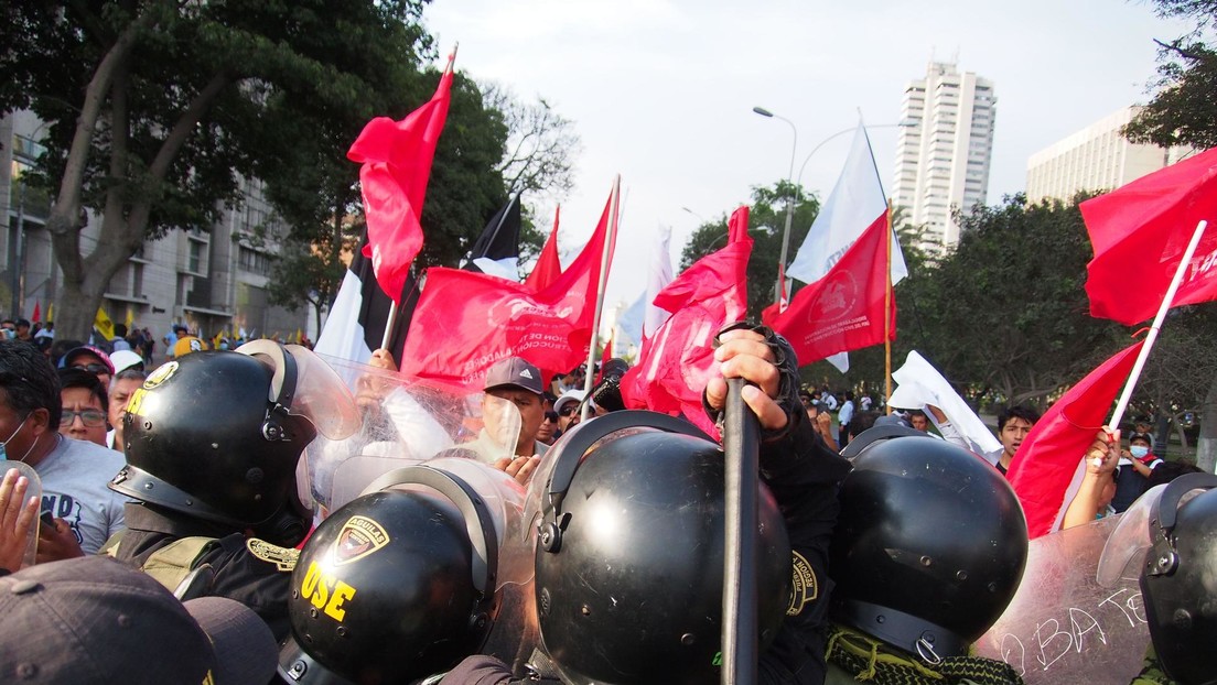 Uso «ilegítimo de armas letales» para reprimir protestas en Perú: Amnistía Internacional