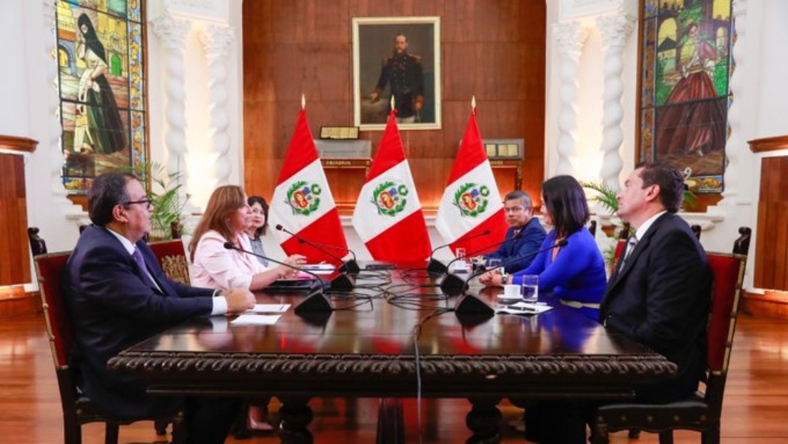 Dina Boluarte recibe en el Palacio de Gobierno a Keiko Fujimori