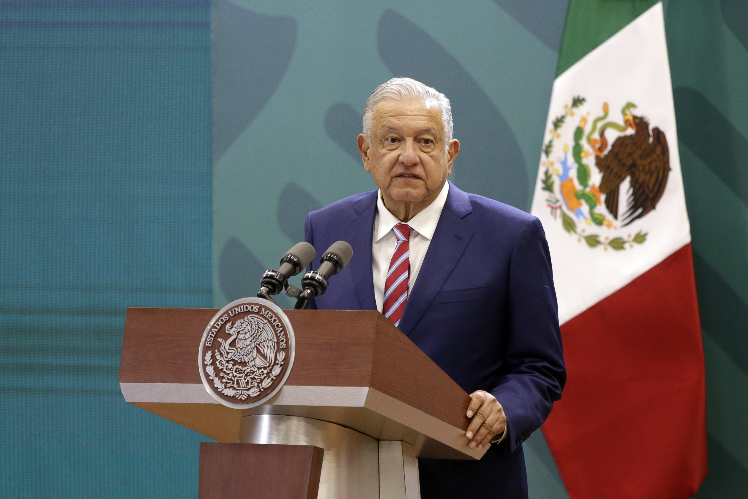 La ex embajadora de México en EU se pasó al bloque conservador: AMLO