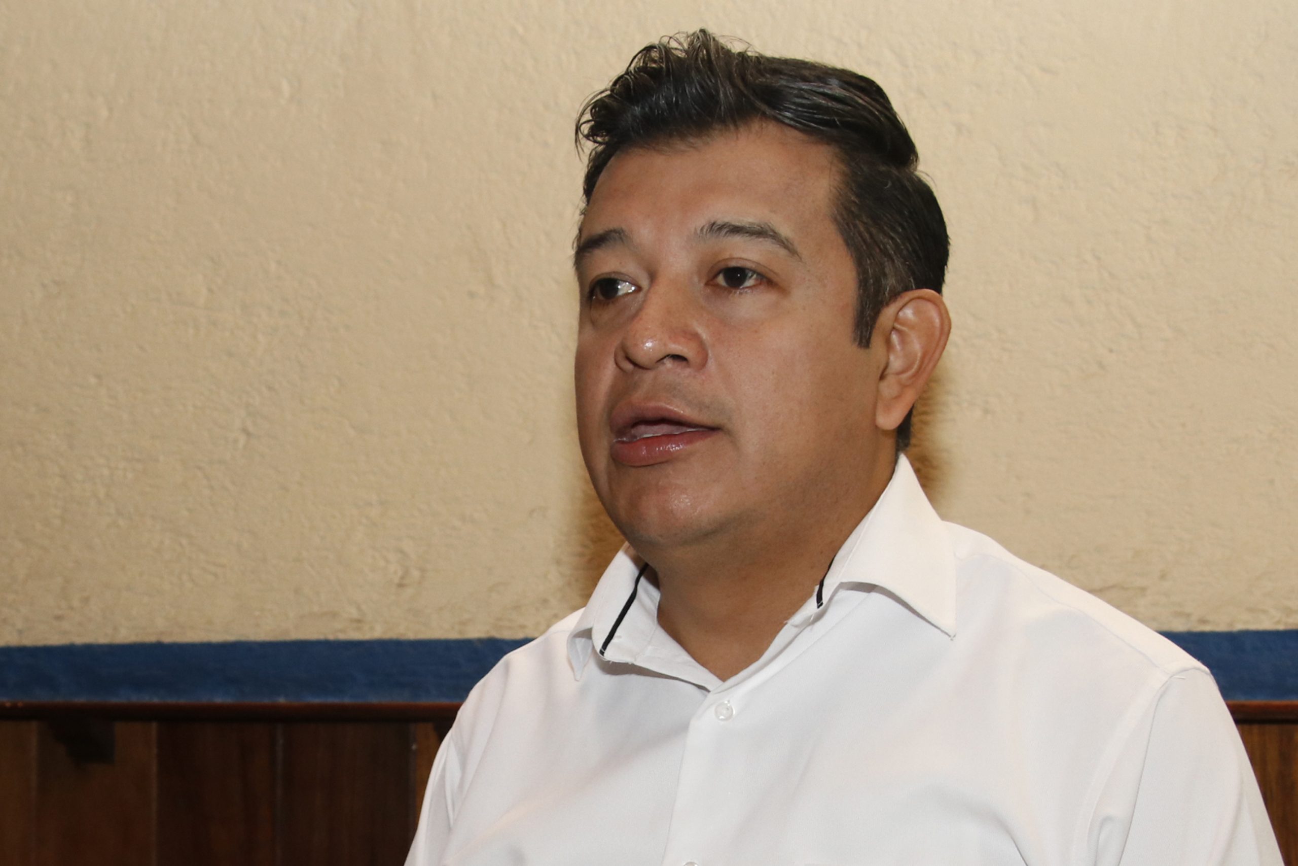 Denuncian a exlíder de Morena en Puebla por robo de vehículos