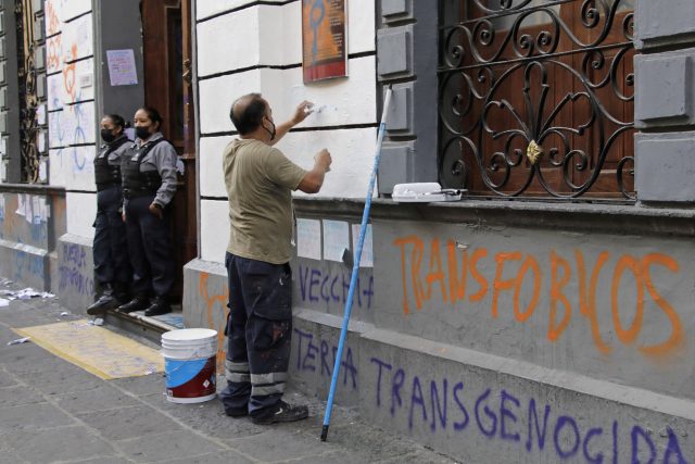 Trans protestan en Congreso local por iniciativa «fóbica» panista