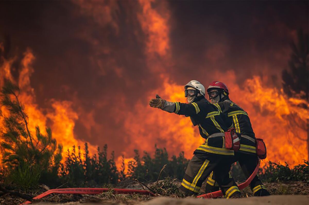 Tras denuncia de piloto español: mando militar ordena utilizar agua de piscinas privadas para combatir los incendios forestales