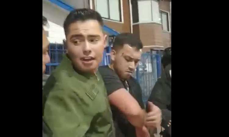 Video capta detención de dos carabineros en Valdivia tras supuesto robo