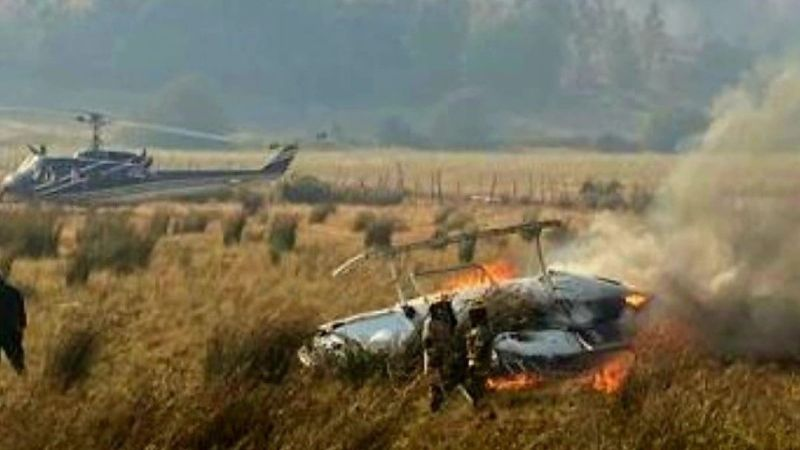 Dos víctimas fatales: Helicóptero que combatía incendio en Galvarino se precipitó a tierra (Video)