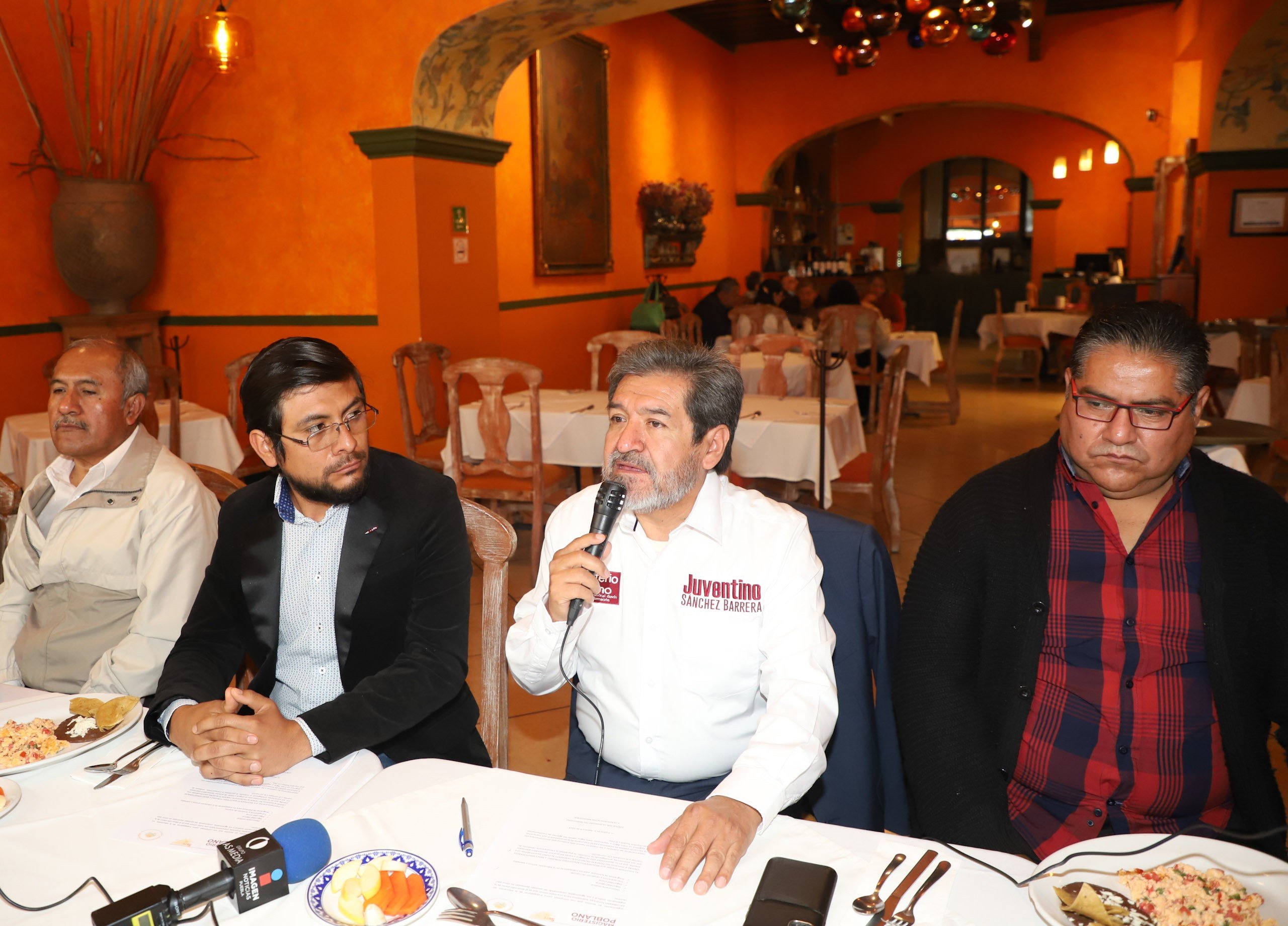 Afines a Guillermo Aréchiga forman alianza para renovación del SNTE