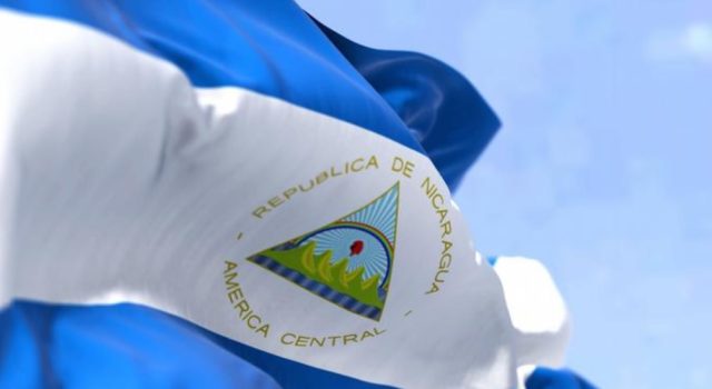 Nicaragua rompe relaciones con Ecuador, tras irrupción en embajada de México