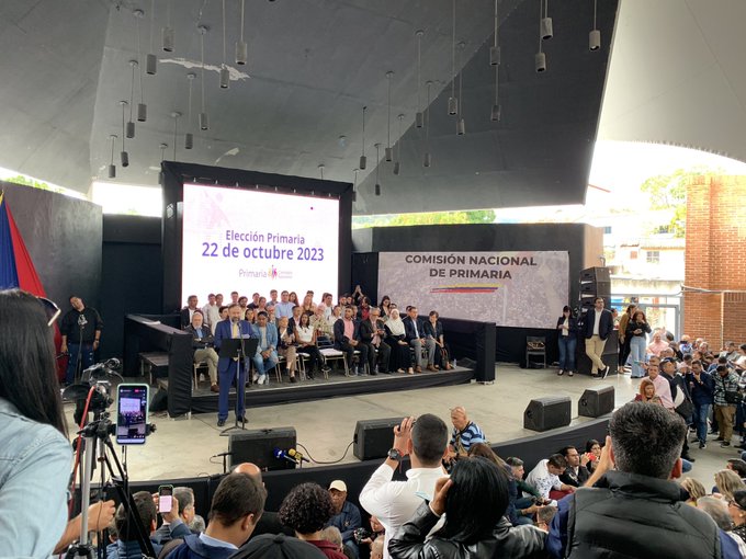 Oposición venezolana anuncia fecha de primarias para elegir a su candidato único de cara a las presidenciales