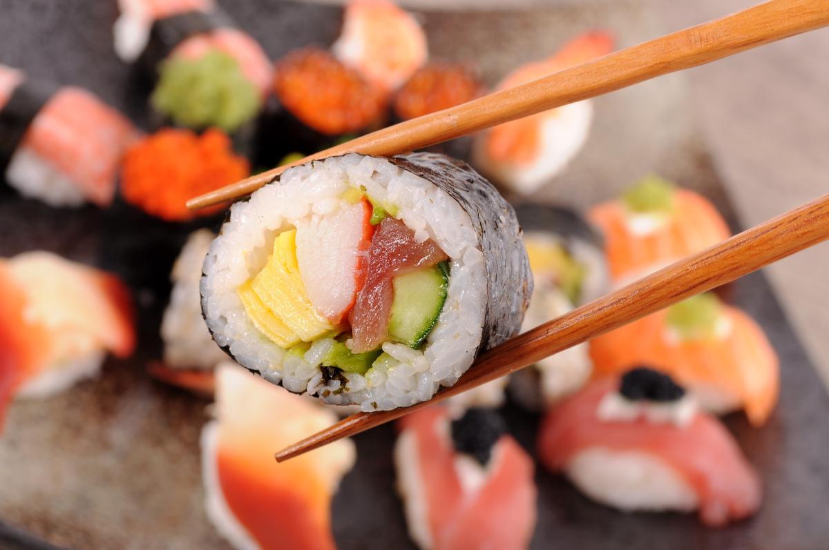 Autoridades investigan actos de «terrorismo de sushi» en restaurantes de Japón
