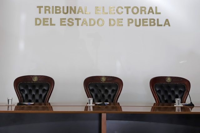 Amonestan a excandidato de Fuerza por México por promoción anticipada